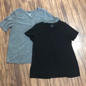 Two pack Lane Bryant tees grey & black sz 14/16